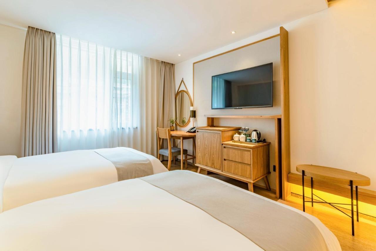 Yoba Boutique Hotel Чжанцзяцзе Екстер'єр фото